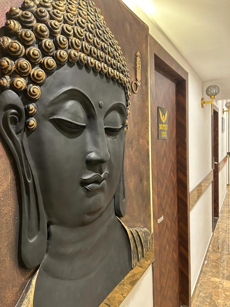 Mig Suites Mumbai Exterior photo