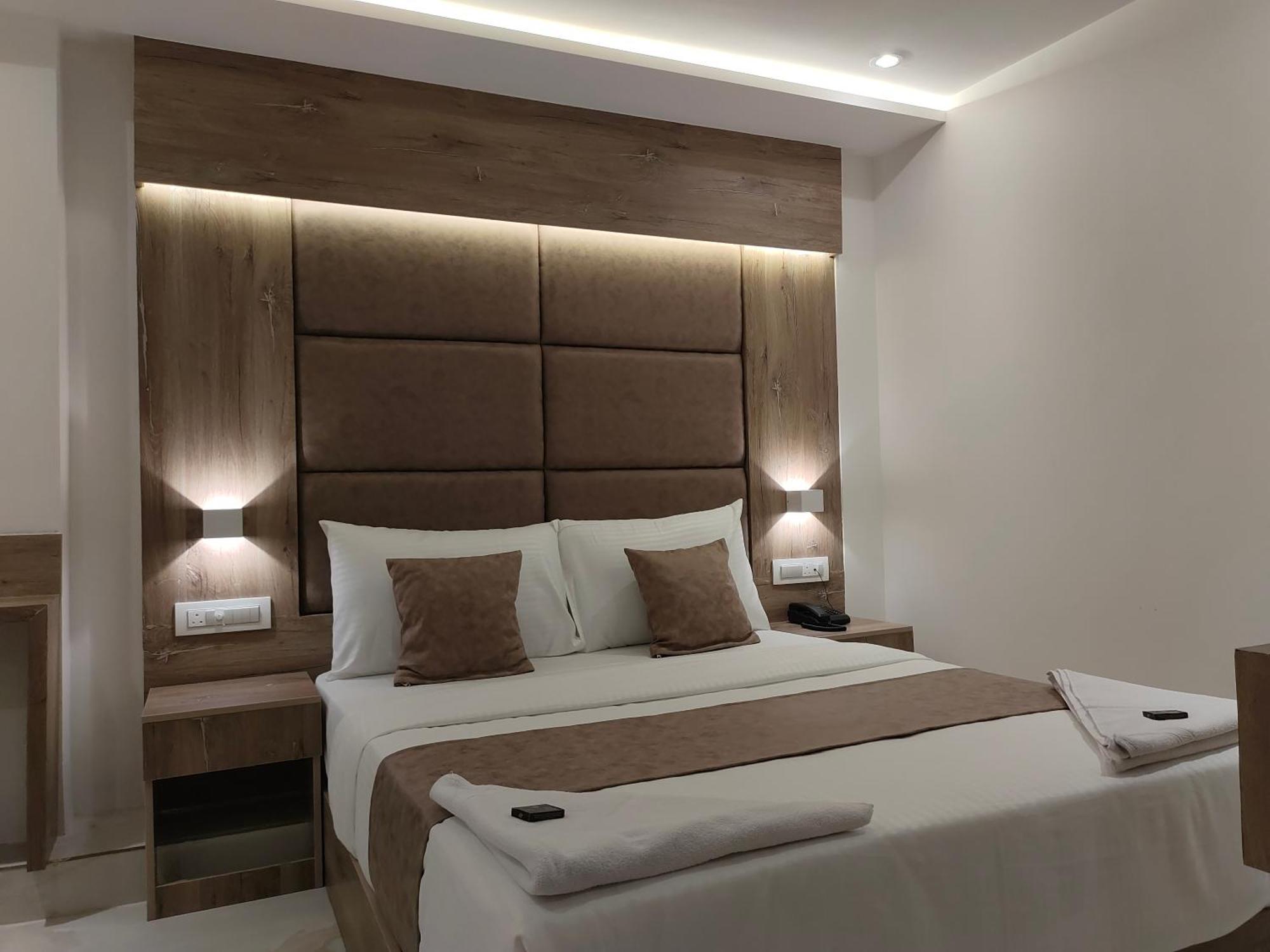 Mig Suites Mumbai Exterior photo