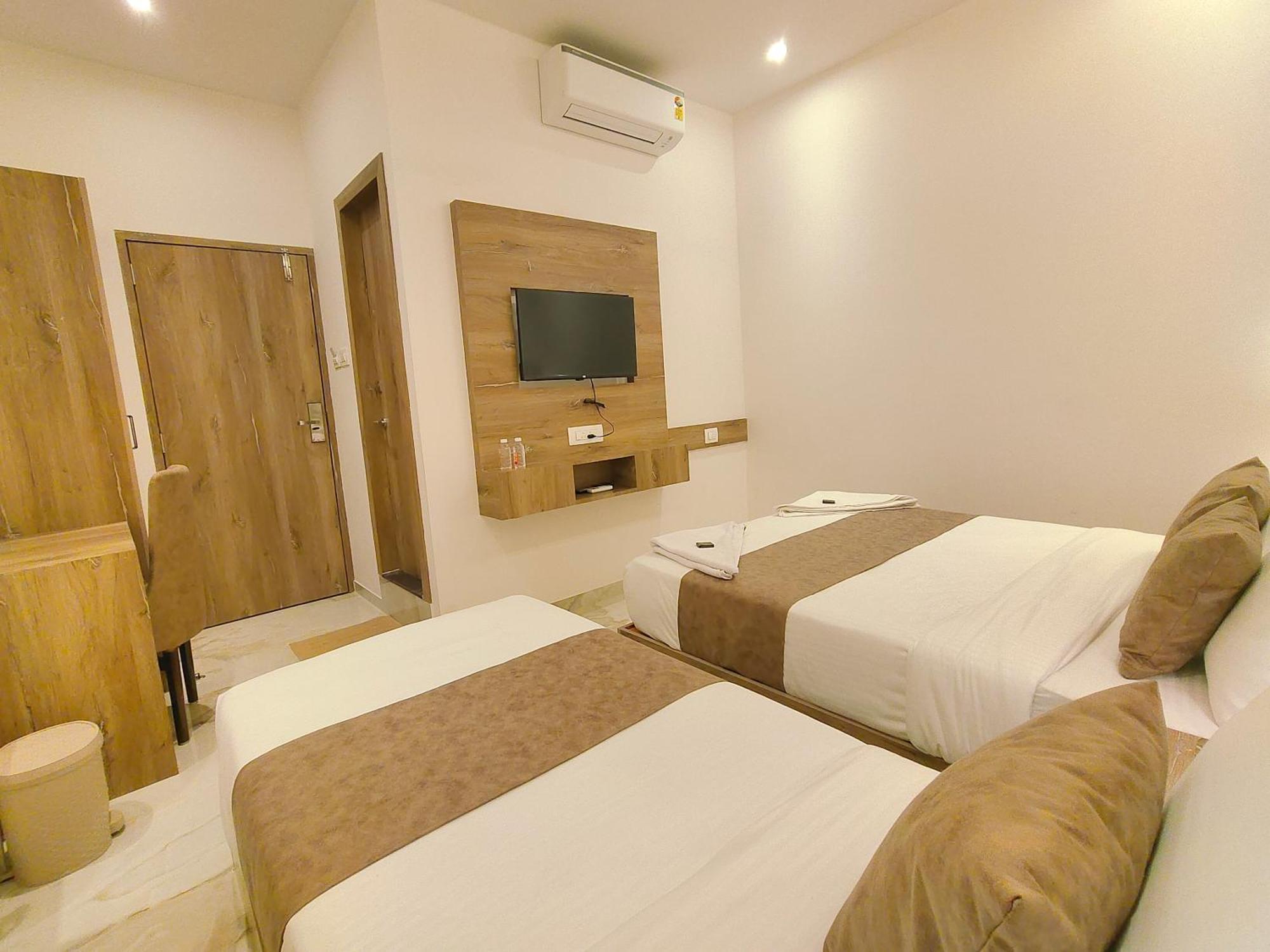Mig Suites Mumbai Exterior photo